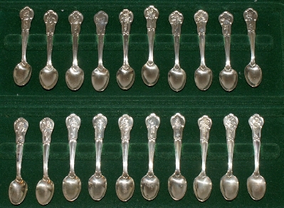 Popular Collectible Items:    1978 Franklin Mint Mini State Flower Spoons