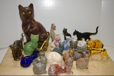 Popular Collectibles:  Cat Collectibles
