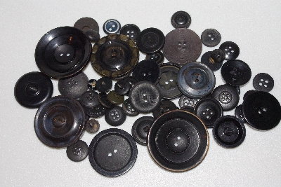 **MBAMG #79-205  "Vintage Lot Of Black Plastic & Metal Buttons"