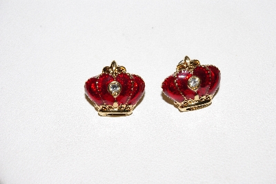 +MBAMG #79-215  "Vintage Avon Enameled Crown Earrings"