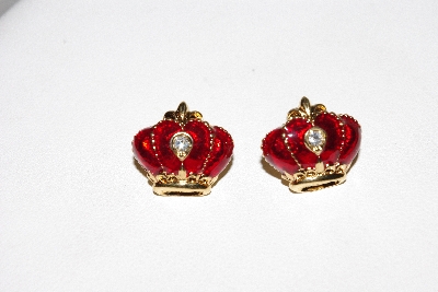 +MBAMG #79-215  "Vintage Avon Enameled Crown Earrings"