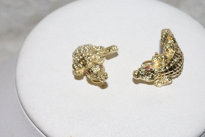 +MBAMG #79-048  "14K Yellow Gold Italian Made Crocodile Artform Earrings"