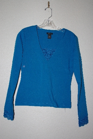 +MBAMG #11-1181  "Moda Lace Inset Top"