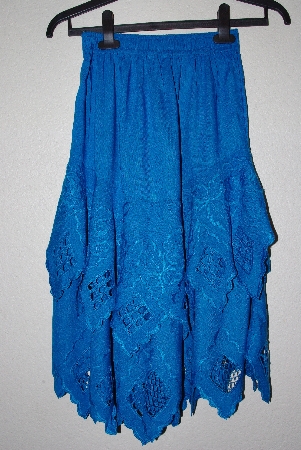 +MBAMG #11-1210  "Bali Emerald Fancy Blue Rose Embroidered 2 Piece Set"