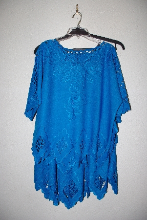 +MBAMG #11-1210  "Bali Emerald Fancy Blue Rose Embroidered 2 Piece Set"