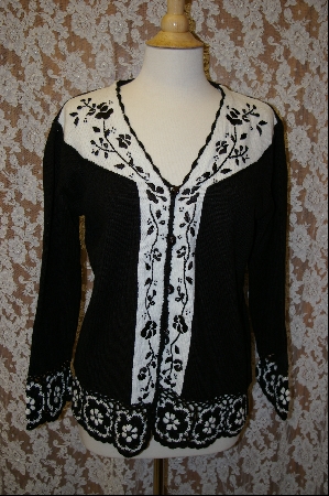 +MBA #7939   "StoryBook Knits Limited Edition Black & White Floral Sweater