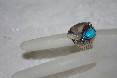 +MBATQ #1-1149  "Blue Turquoise & Bear Claw Ring"