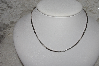 +MBATQ #3-337  "18" Sterling Box Chain"