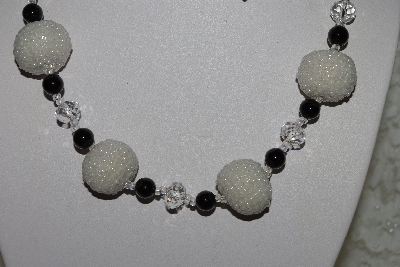 +MBAHB #27-167  "One Of A Kind White & Black Bead Necklace & Earring Set"