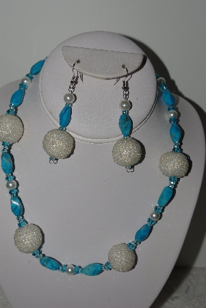 +MBAHB #003-068  "One Of A Kind Turquoise & Glass Bead Necklace & Earring Set"
