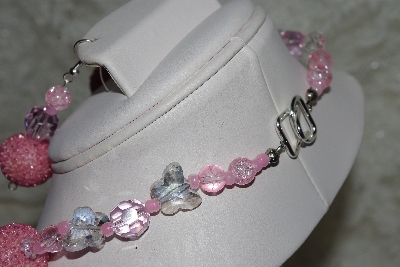 +MBAHB #003-141  "One Of A Kind PInk Glass & Crystal Butterfly Necklace & Earring Set"