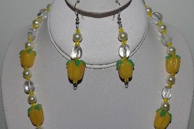 +MBAHB #003-323  "One Of A Kind Crystal Quartz, Yellow Bead Pepper Necklace & Earring Set"