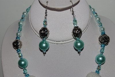 +MBAHB #003-202  "One Of A Kind Blue & White Bead Necklace & Earring Set"