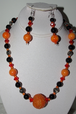 +MBAHB #009-008  "One Of A Kind Orange & Black Bead Necklace & earring Set"