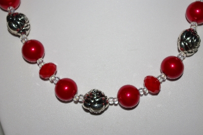 +MBAHB #013-200  "One Of A Kind Red Shell Pearl/Crystal & Flower Bead Necklace & Earring Set"