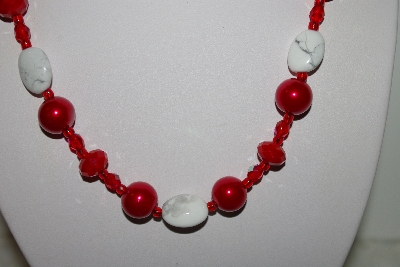 +MBAHB #013-103  "One Of A Kind Red & White Bead Necklace & Earring Set"