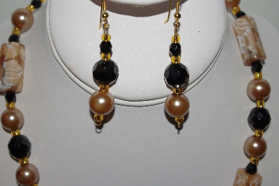 +MBAHB #013-012  "One Of A Kind Lampworked Glass Bead Necklace & Earring Set"