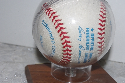 +MBAMG #003-122  "Ken Griffey Jr. 1990's Autographed Baseball With Display Case"