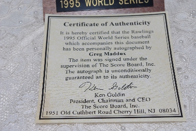 +MBAMG #018-013  "1995 World Series Autographed Greg Maddux Baseball With Holder & Cert"