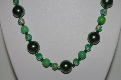 +MBAMG #018-168  "One Of A Kind Green Bead Necklace & Earring Set"