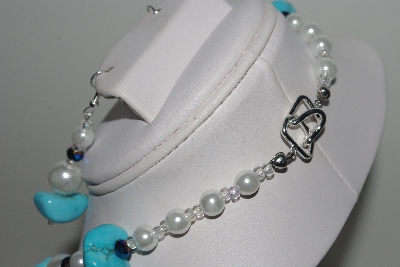 +MBAMG #018-053  "One Of A Kind Blue & White Bead Necklace & Earring Set"
