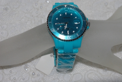 +MBAMG #019-09   "Turquoise Blue Geneva Acrylic Band Toy Style Ladies Watch"