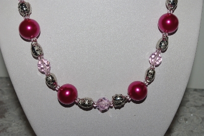 +MBAMG #019-123  "One Of A Kind Pink Bead & Lady Bug Bead Necklace & Earring Set"