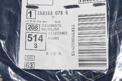 +MBAMG #T06-093   "Size 6/ 34" Long  "2004   "London "Slim" Jeans"