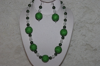 +MBAHB #24-192  "One Of A Kind Clear & Green Bead Necklace & Earring Set"