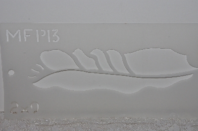 +MBAMG #009-140  "Quilting Creations #MFP 13 Feather"