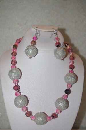 +MBAHB #32-055  "One Of A Kind Pink & Silver Bead Necklace & Earring Set"