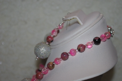 +MBAHB #32-055  "One Of A Kind Pink & Silver Bead Necklace & Earring Set"