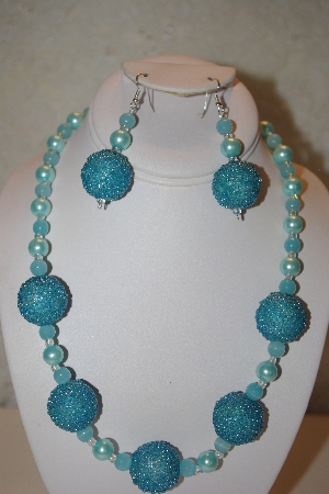 +MBAHB #32-158  "One Of A Kind Blue Bead Necklace & Earring Set"