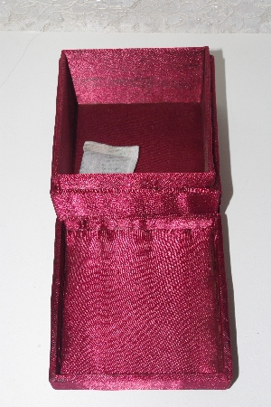 +MBAMG #0031-090  "Fancy Satin Embelished Gift Box With Lid"