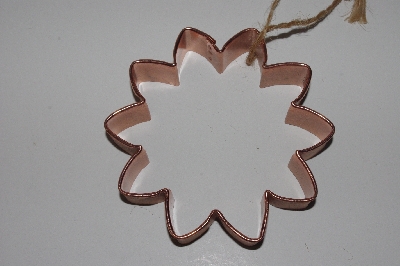 +MBAMG #099-094  "Large Flower Copper Cookie Cutter"