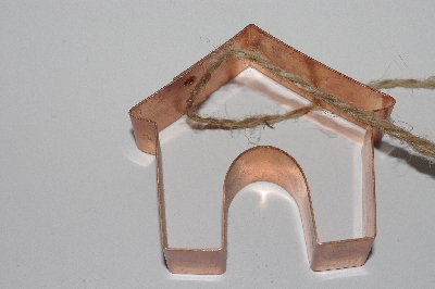 +MBAMG #099-096  "Older Kitchen Collectibles Copper House Cookie Cutter"