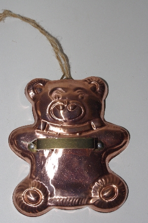 +MBAMG #099-091  "Vintage Large Copper/Lined Bear Cookie Cutter"