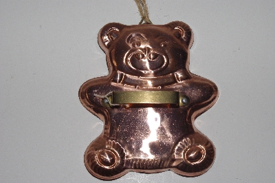 +MBAMG #099-091  "Vintage Large Copper/Lined Bear Cookie Cutter"