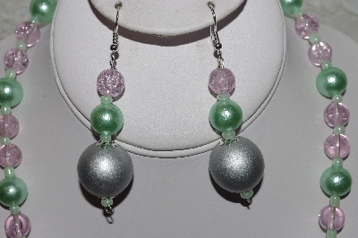 +MBAHB #00013-8466  "One Of A Kind Silver, Green & Pink Bead Necklace & Earring Set"