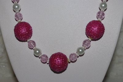 +MBAHB #00013-8583  "One Of A Kind Pink & White Bead Necklace & Earring Set"