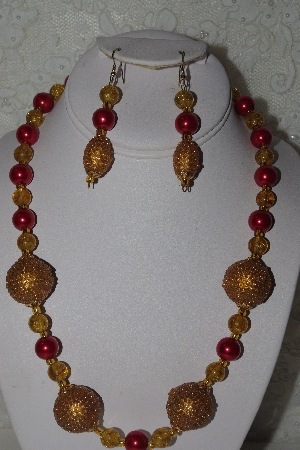 +MBAHB #00013-8563  "One Of A Kind Gold & Red Bead Necklace & Earring Set"