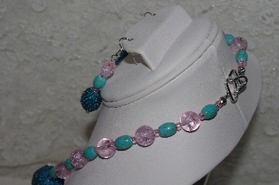 +MBAHB #00013-8491  "One Of A Kind Blue & Pink Bead Necklace & Earring Set"