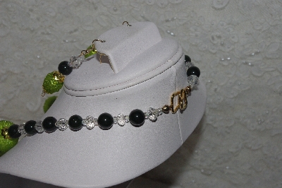 +MBAHB #00013-8512  "One Of A Kind Green & Clear Bead Necklace & Earring Set"