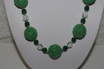 +MBAHB #00013-8533  "One Of A Kind Green & Clear Bead Necklace & Earring Set"