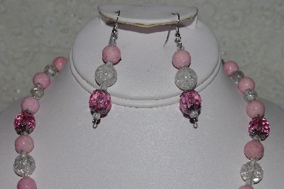 +MBAHB #00014-8677  "One Of A Kind Pink & Clear Bead Necklace & Earring Set"