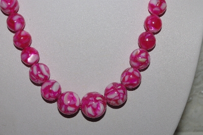 +MBAMG #00016-010   "Fuchsia Mother Of Pearl Resin Ball Bead Necklace"
