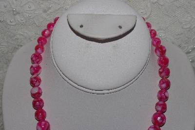 +MBAMG #00016-010   "Fuchsia Mother Of Pearl Resin Ball Bead Necklace"