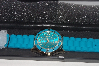 +MBAMG #00016-0071  "Gossip Turquoise Blue Silicone Strap Watch"