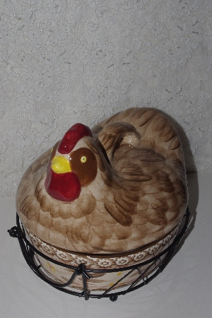 +MBAMG #00016-0182  "Temtations Old World 1.5 Qt Covered Rooster Baker"