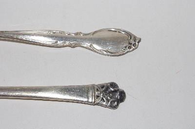 +MBAMG #00016-0042  "Vintage Set Of 2 Butter Knives"